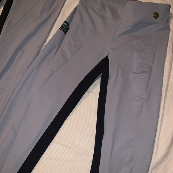 Leggings-Compression Fit Bundle - Picture 3 of 5